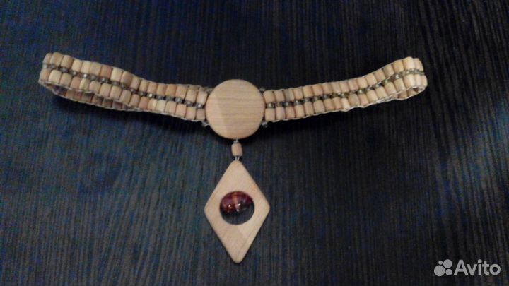 Шейное украшение