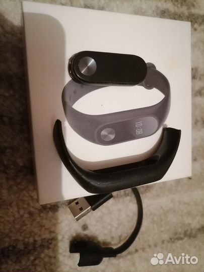 Часы Mi band 2