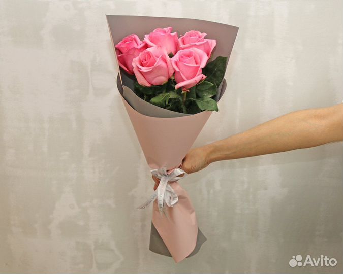 Букет из 5 розовых роз premium 40-50 см (Эквадор)