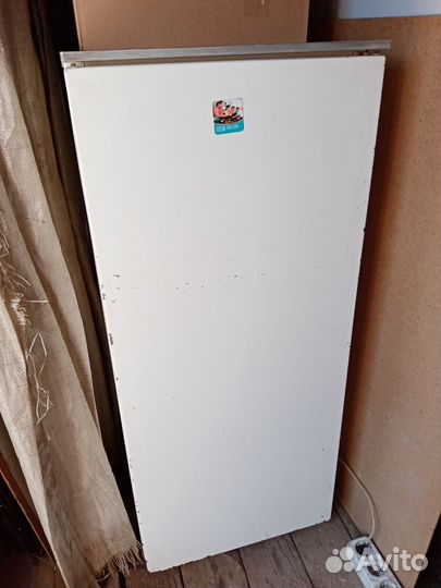 Холодильник бу маленький