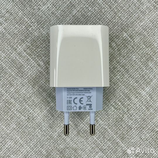 Блок питания type-C с быстрой зарядкой 20w