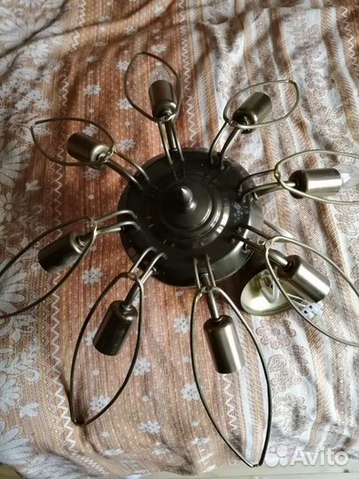 Плафоны разные, люстра ромашка