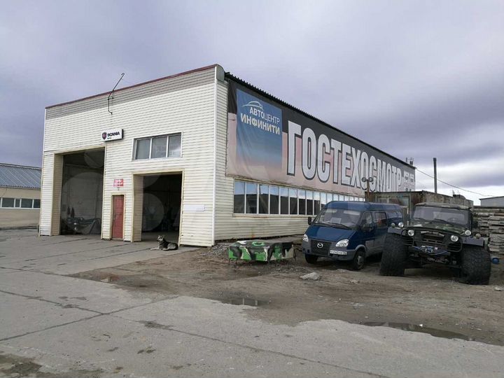 Гараж, > 30 м²