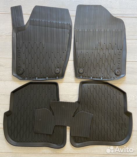 Оригинальные резиновые ковры Volkswagen Polo 5