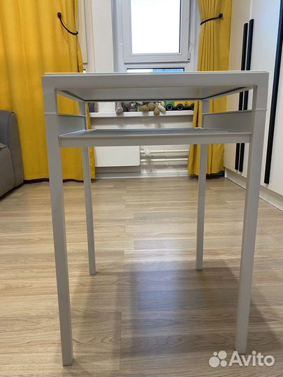 Столик IKEA