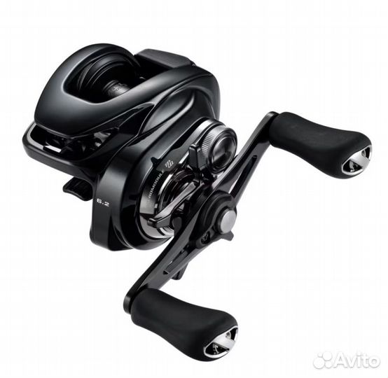 Shimano 24 Metanium DC 71 / 71HG / 71XG (left)