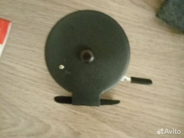 Катушка рыболовная