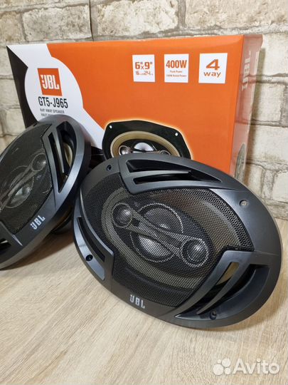 Динамики JBL