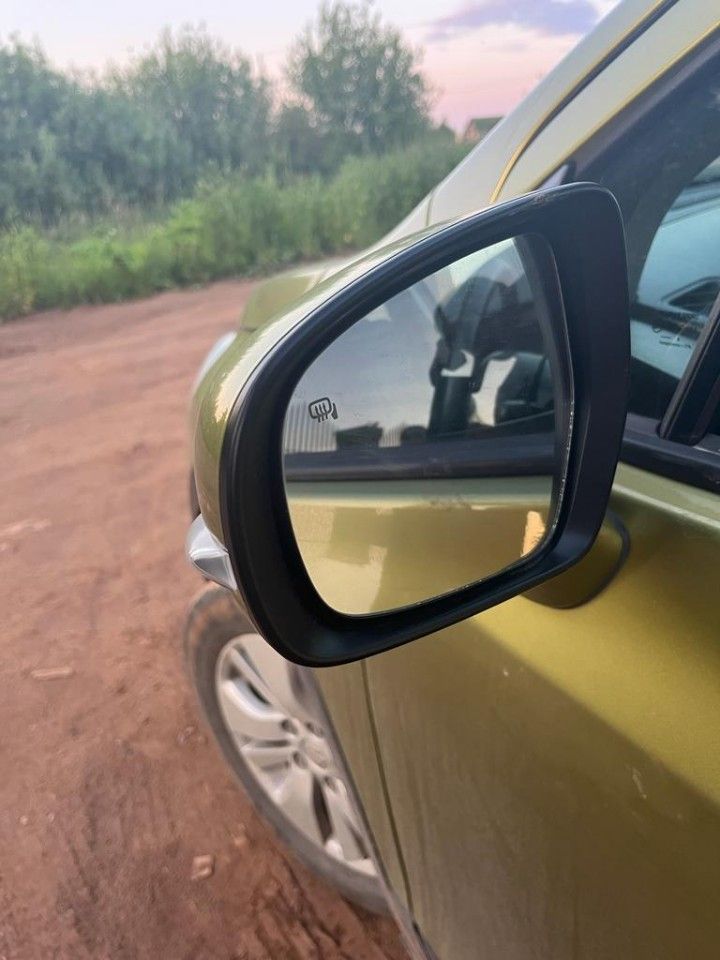 Suzuki SX4: фото владельца