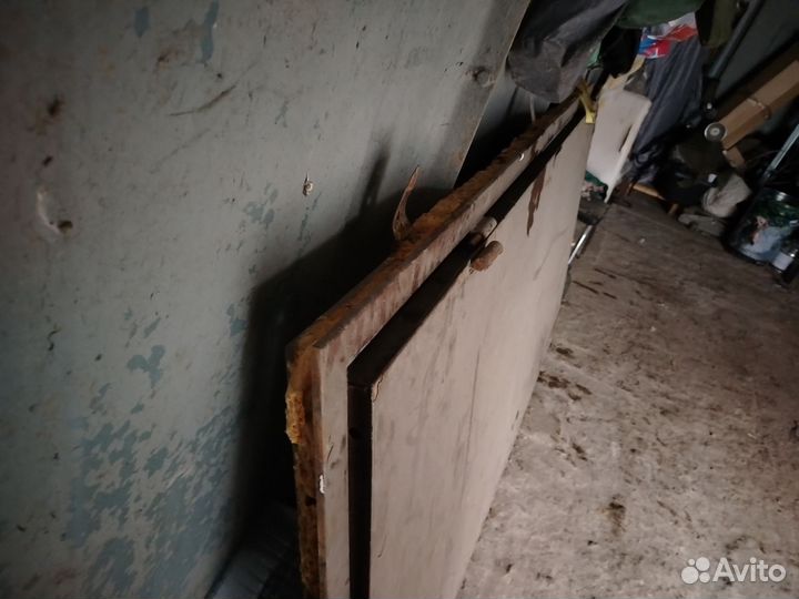 Дверь входная железная бу