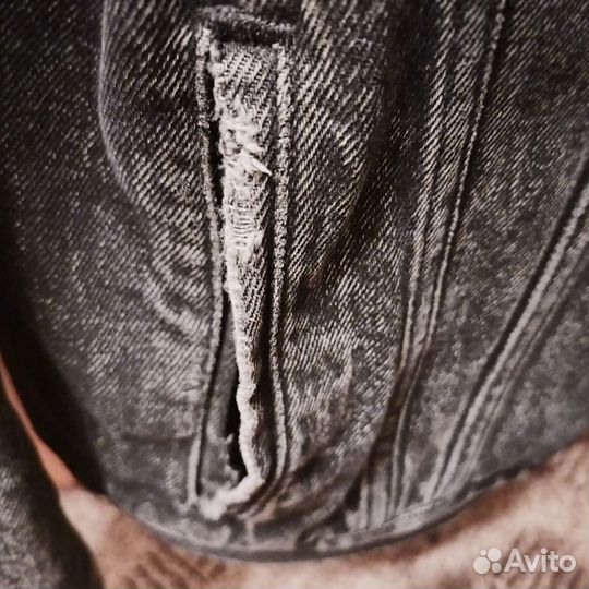 Levis шерпа черная