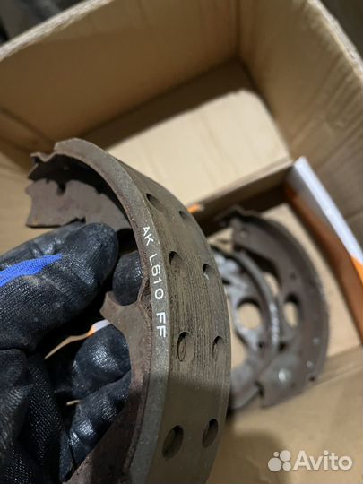 Колодки ручника pajero sport 2