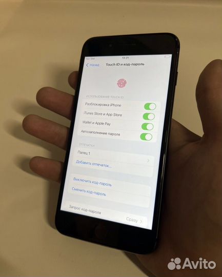 iPhone 8 Plus, 64 ГБ