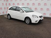 Kia Rio 1.4 AT, 2011, 139 532 км, с пробегом, цена 715 000 руб.