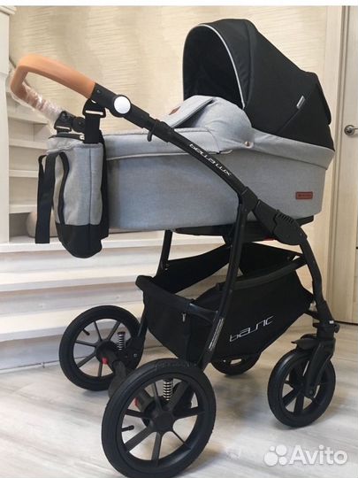 Коляска Riko Basic Bella Lux 2 в 1 серая