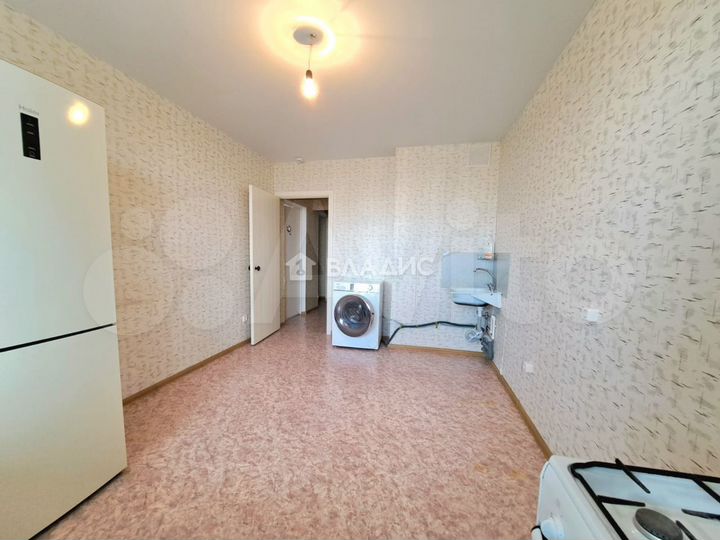 3-к. квартира, 94 м², 3/9 эт.