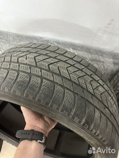 Pirelli Scorpion Winter 265/35 R22 и 285/35 R22 106V