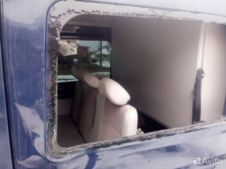 Ford Transit 2.0 МТ, 2015, битый, 210 000 км