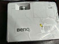 Проектор Benq w700