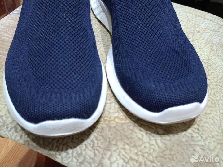 Слипоны 40. Микаса