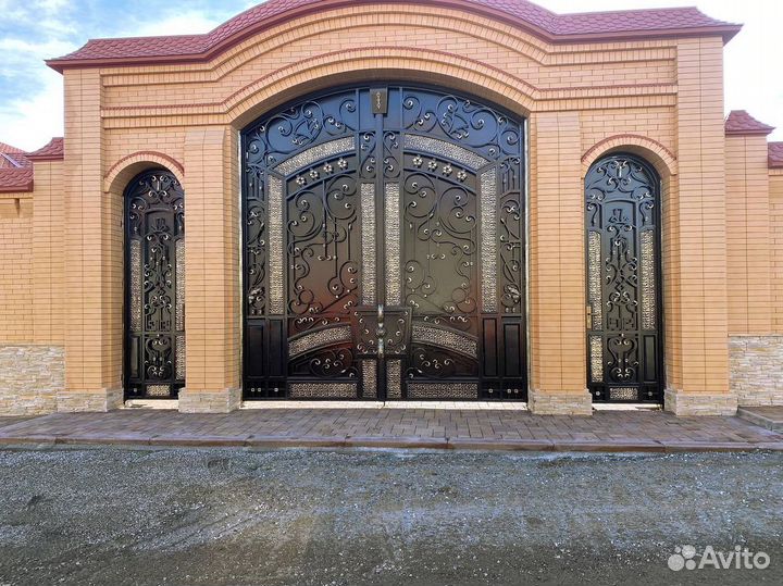 Кованые ворота