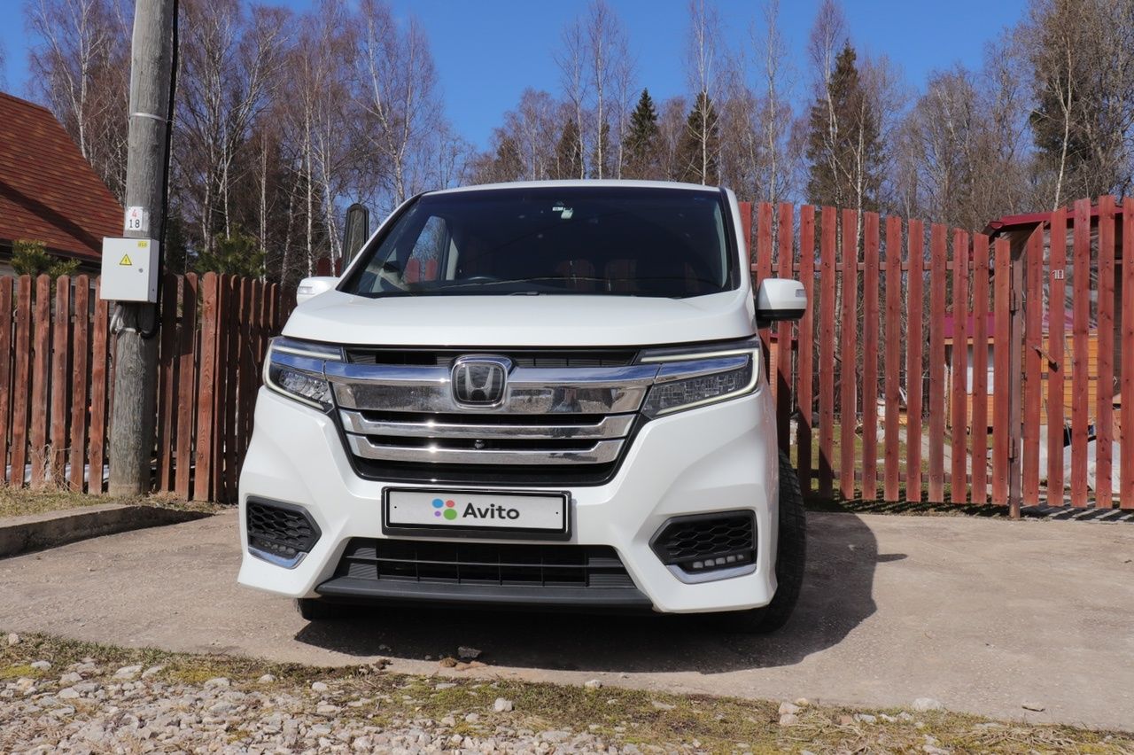 Honda Stepwgn: фото владельца