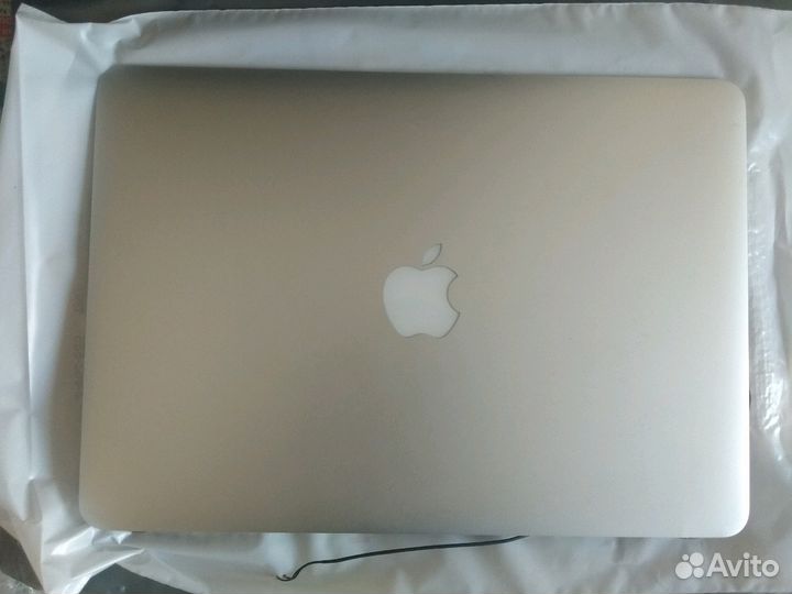 Экран в сборе с верхней крышкой, Macbook Air 13