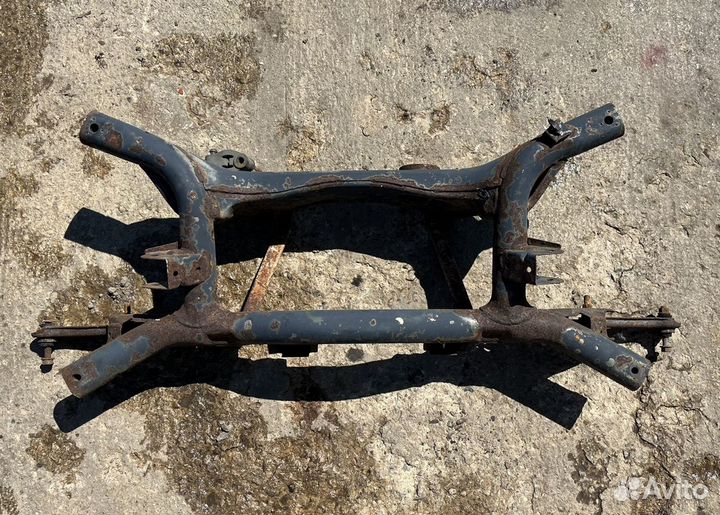 Подрамник задний Mitsubishi Outlander XL