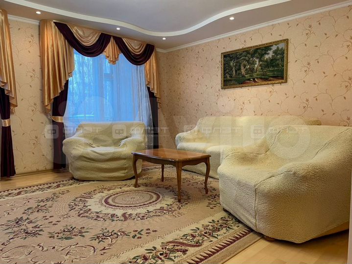 3-к. квартира, 90,4 м², 2/10 эт.