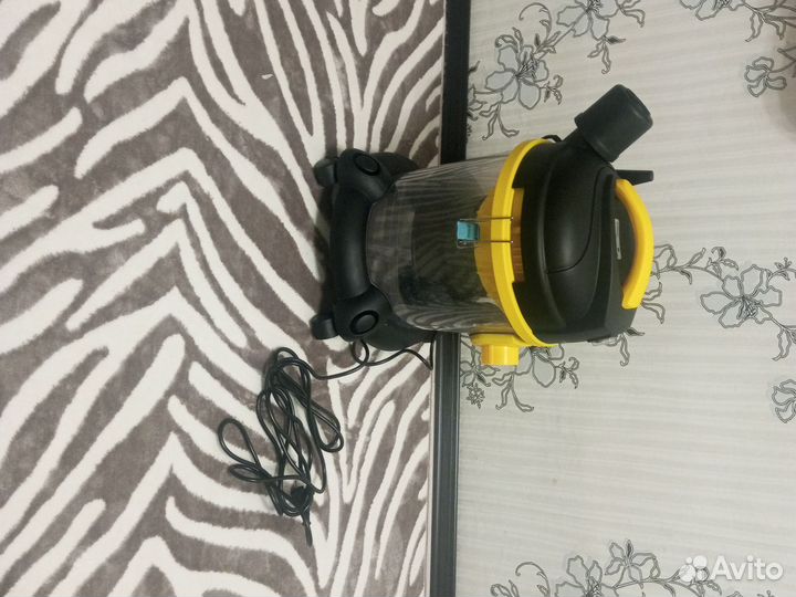 Пылесос водяной бу