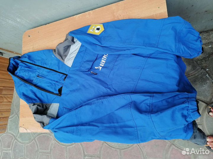 Защитный костюм