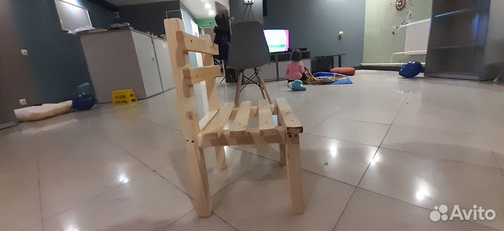 Детский стульчик