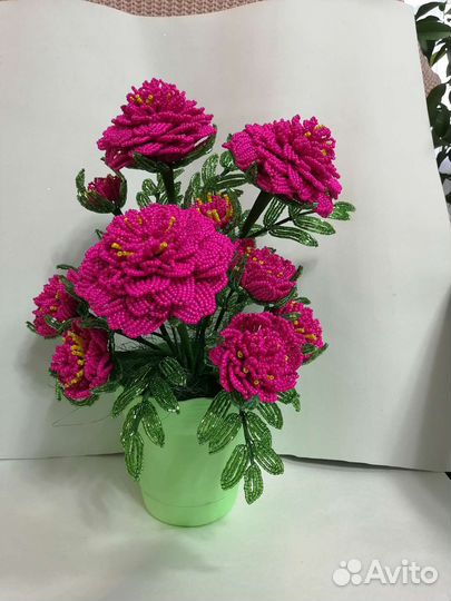 Цветы из бисера