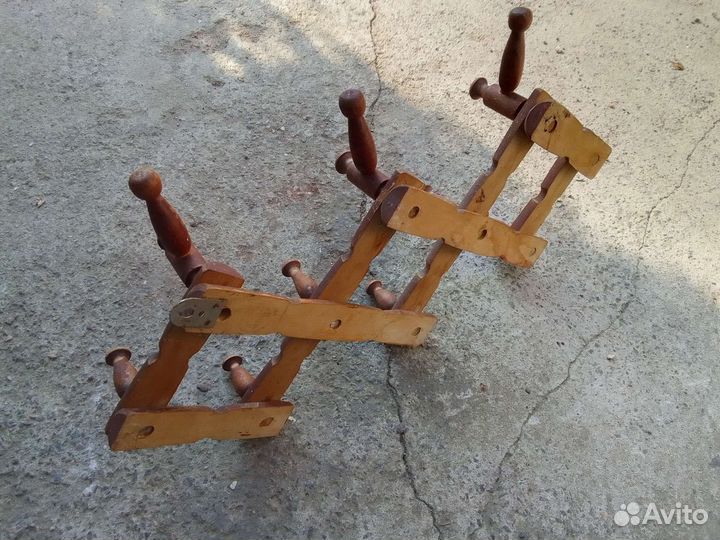 Старинная вешалка
