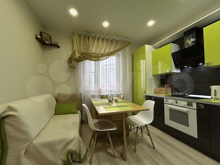 2-к. квартира, 65 м², 17/17 эт.