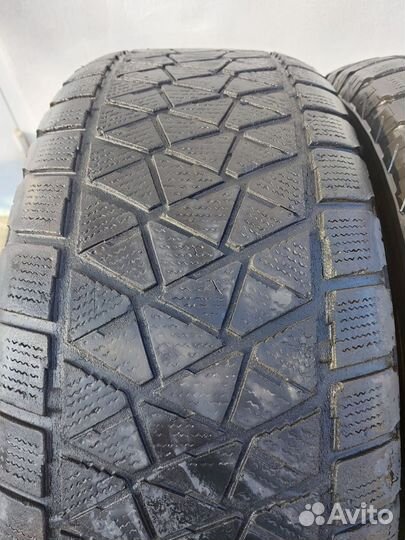 Bridgestone Blizzak DM-V2 275/70 R16