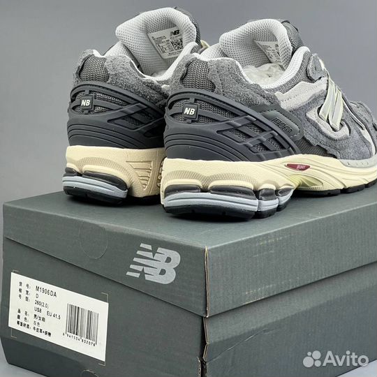 Кроссовки New Balance 1906d protection pack