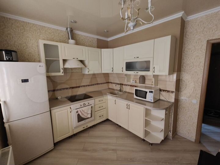 2-к. квартира, 54 м², 7/16 эт.