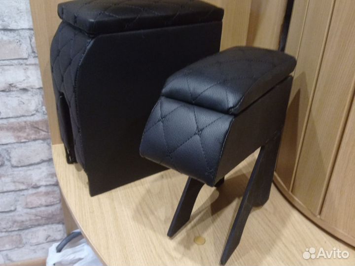 Подлокотник