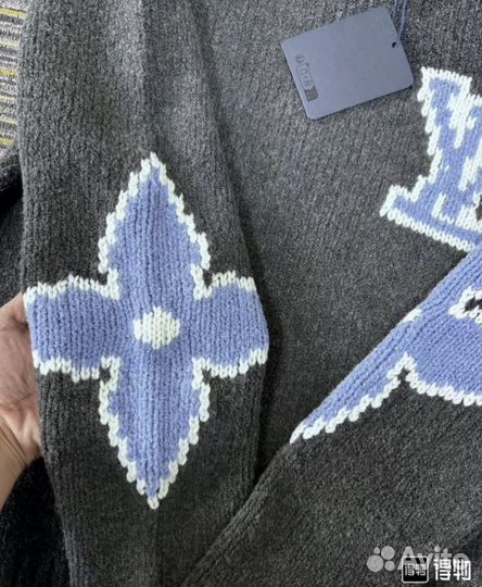 Свитер Louis Vuitton