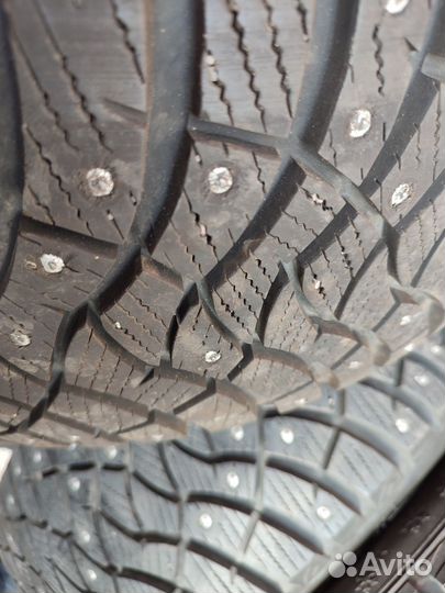 Dunlop SP Winter Ice 03 235/50 R18 101