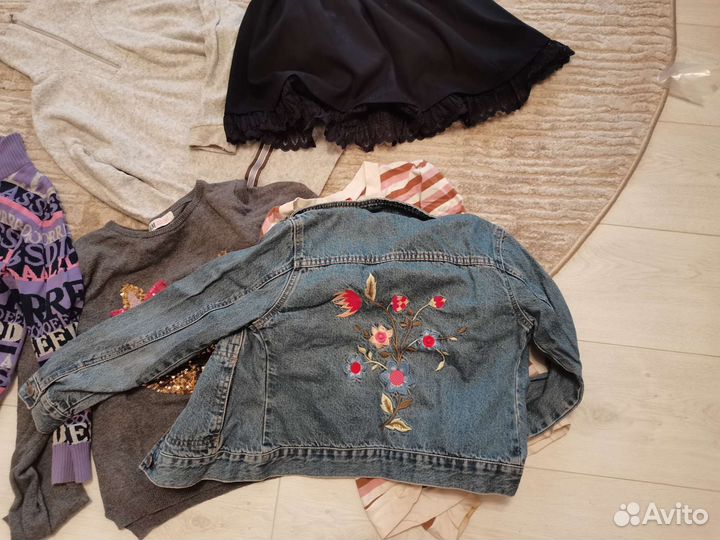 Вещи на девочку 128-134 размер