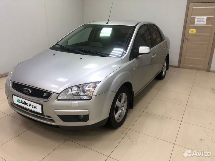 Ford Focus 2.0 МТ, 2005, 238 101 км