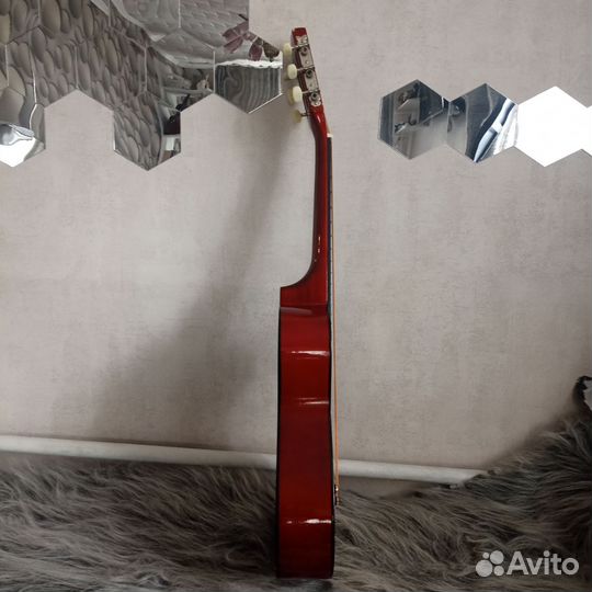 Классическая гитара 1/4