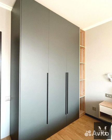 Шкаф трехстворчатый (и другие)