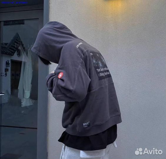 Уникальное худи Cav Empt: выделяйся из толпы