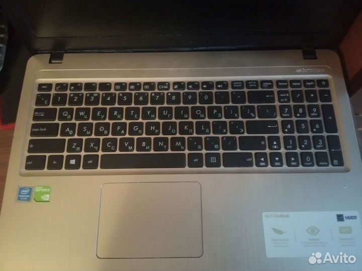 Asus r540m
