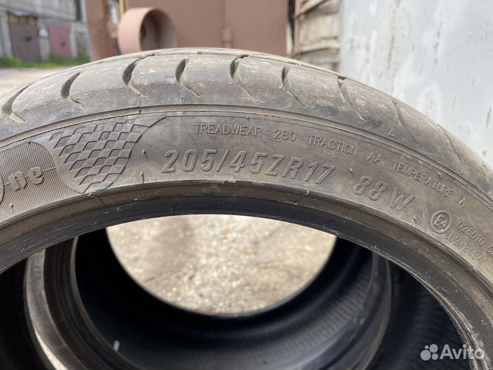 Maxxis Victra Sport Zero One 205/45 R17 88W