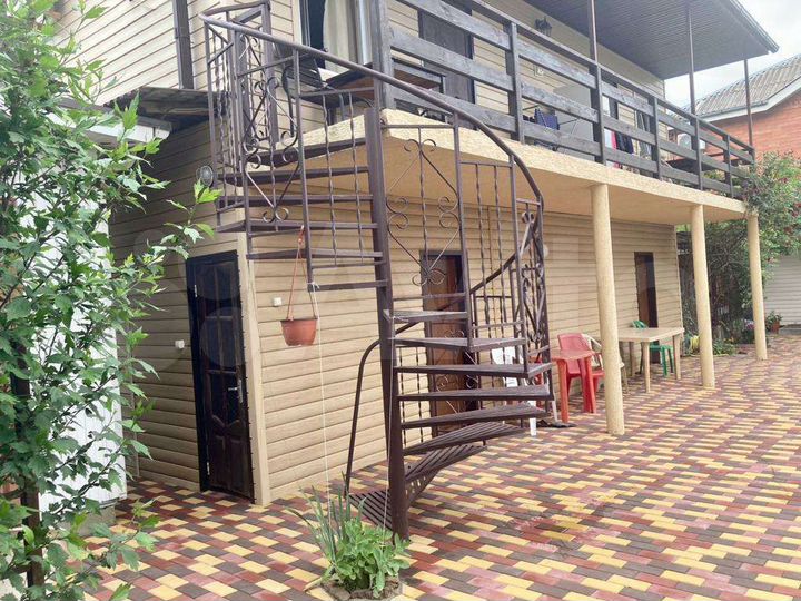 Комната 15 м² в 5-к., 2/2 эт.