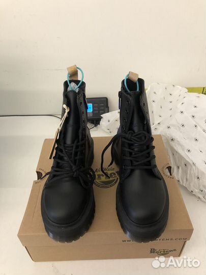 Dr. Martens Vegan Jadon I Mono